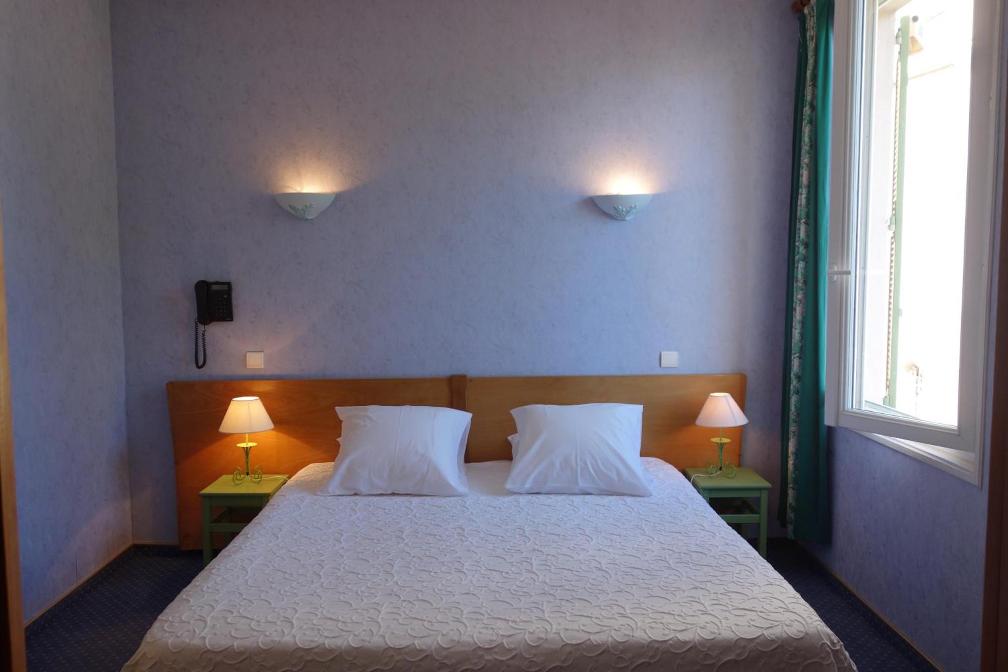 Hotel Le Prejoly サン・ヴァリエ・ド・ティエ 部屋 写真