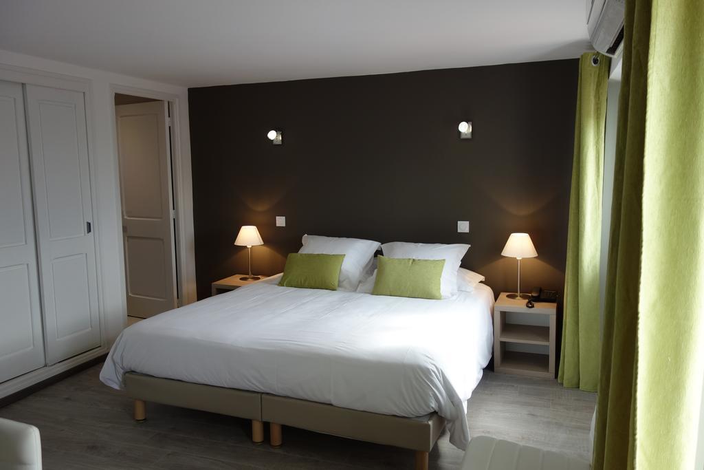 Hotel Le Prejoly サン・ヴァリエ・ド・ティエ エクステリア 写真